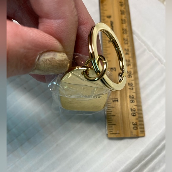 NEW BURBERRY Gold/Blue Enamel Check Key FOB/Key Chain🔥Textured🔥sealed🔥Great🎁 - Picture 9 of 13